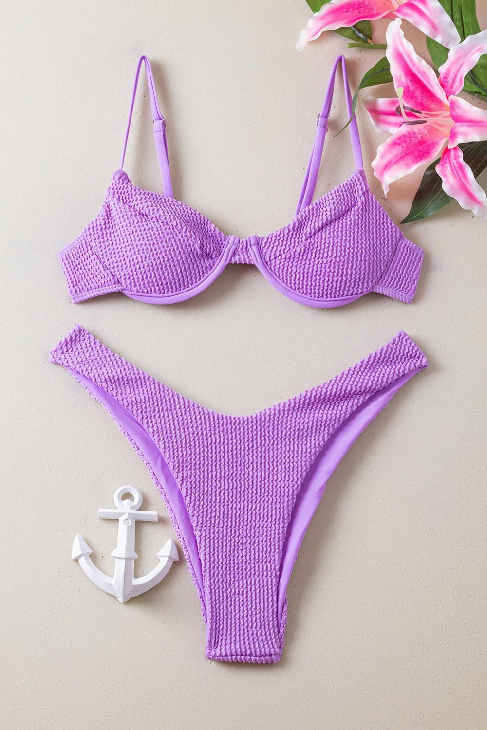 Ηλιάνα Παπαγεωργίου: Το “γκοφρέ” μαγιό της που πρέπει να αποκτήσεις στις φετινές εκπτώσεις