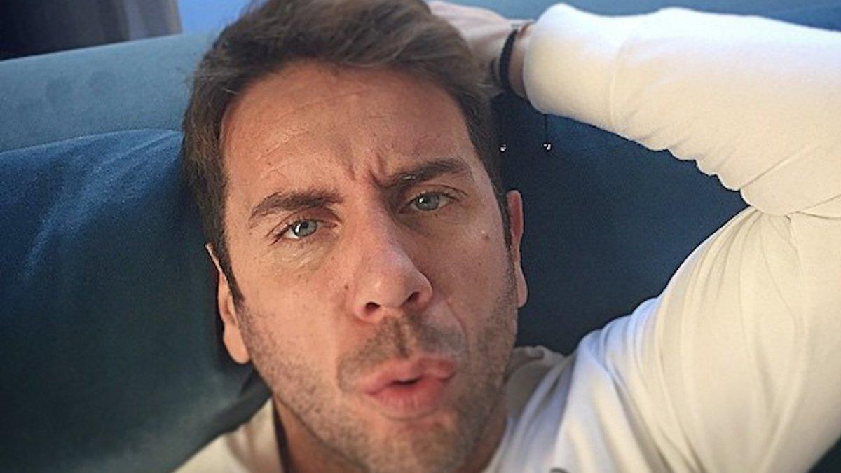 Ο Καναπές του Γιώργου Μαζωνάκη είναι ο καναπές που χρειάζεσαι για τον φετινό Χειμώνα