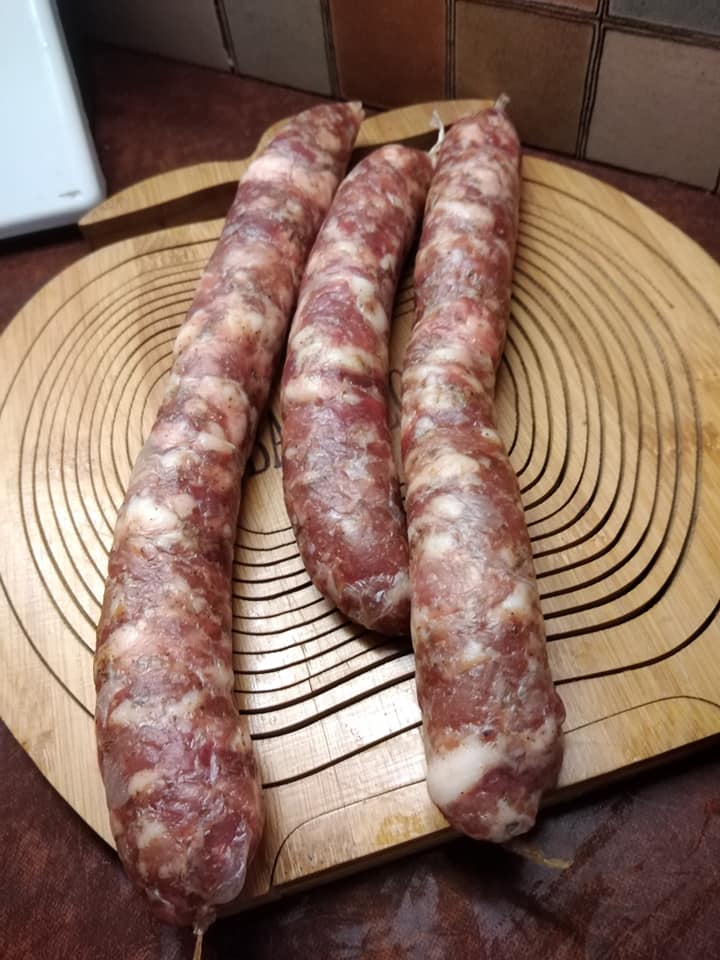 Σπιτικά-λουκάνικα-με-πορτοκάλι