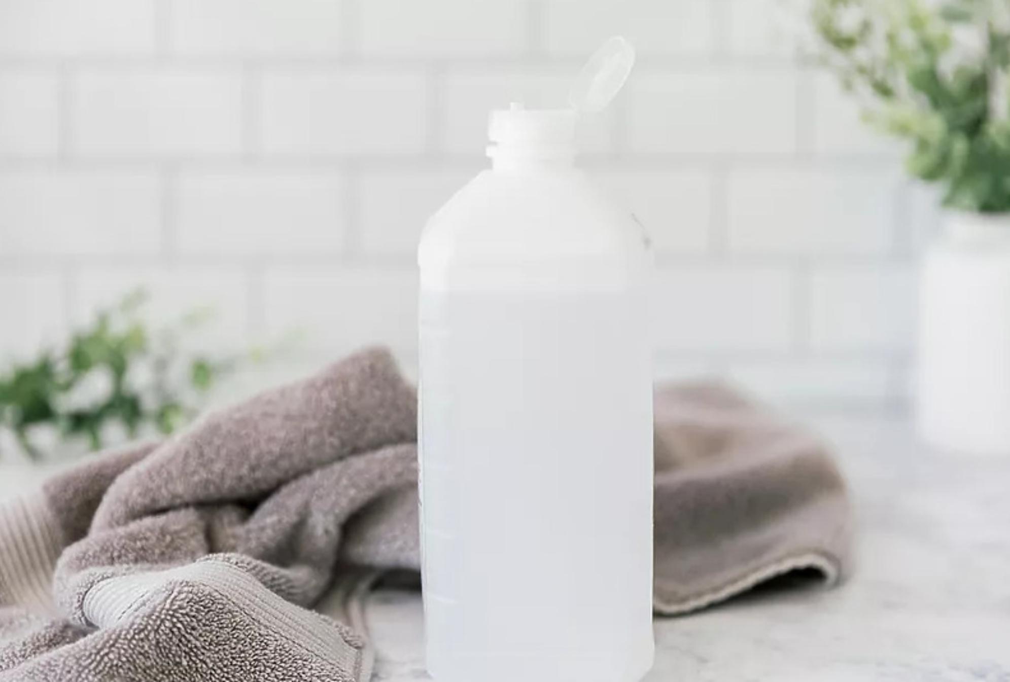 Καφές λάσπη και υπολείμματα φαγητού στα καθίσματα του αυτοκινήτου: Δες πως να τα κάνεις σαν καινούρια 