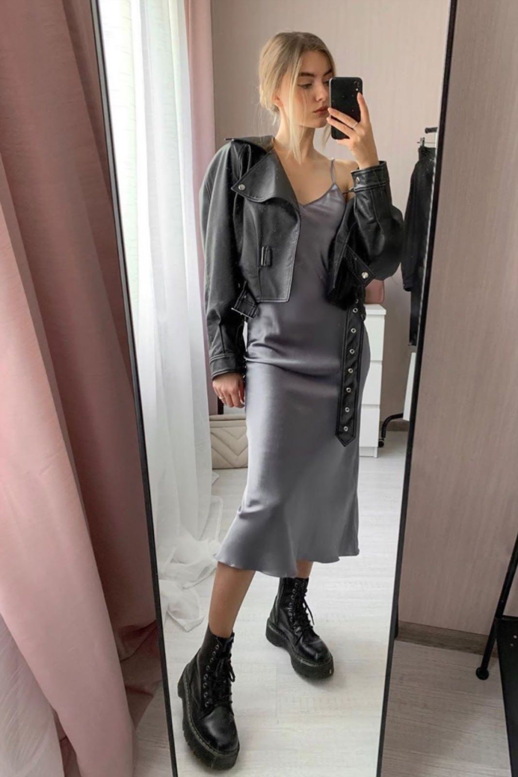 Η Ντάνη Γιαννακοπούλου από τον Έρωτα φυγά φοράει το Σατέν φόρεμα που όλες θέλουμε