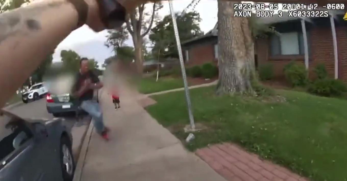 Αστυνομικός σκότωσε 36χρονο επειδή της επιτέθηκε με μαρκαδόρο (Βίντεο)