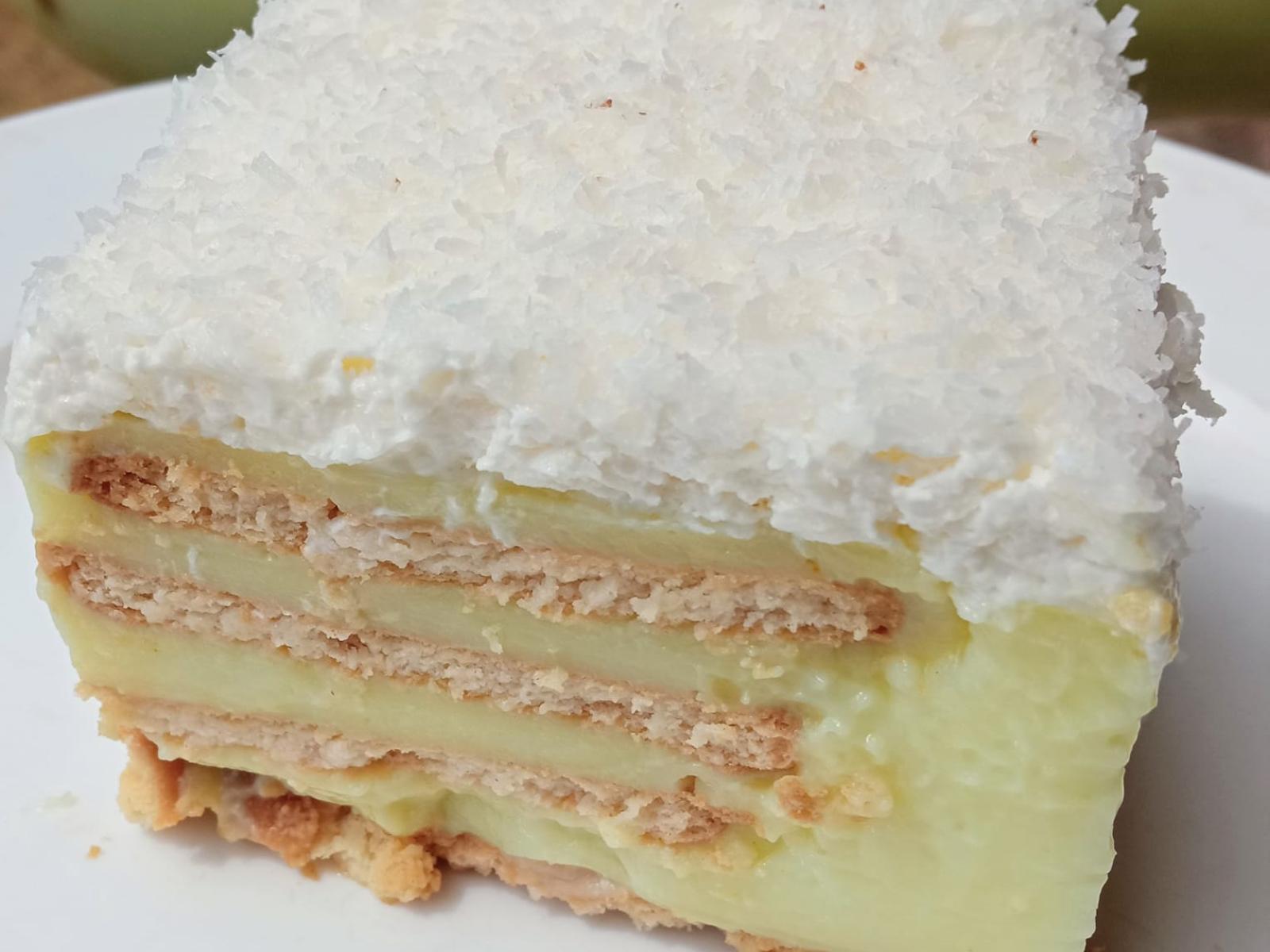 τούρτα-μπισκότων-Χιονούλα-συνταγή- τούρτα-μπισκότων-Χιονούλα-συνταγή-