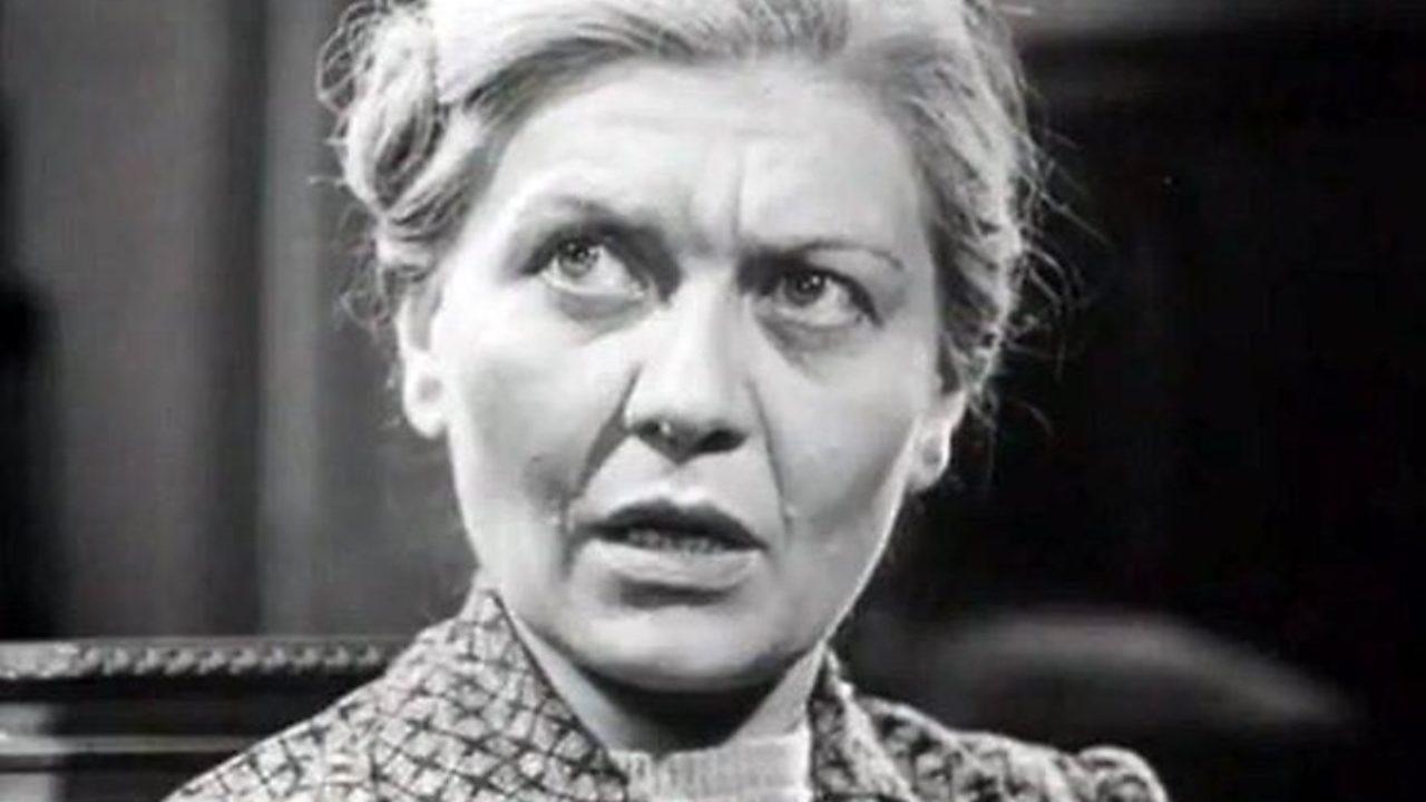 Η κλασική «ψυχομάνα» : Η αγωνίστρια ηθοποιός που κατέκρινε η Σαπφώ Νοταρά για το λίφτινγκ της