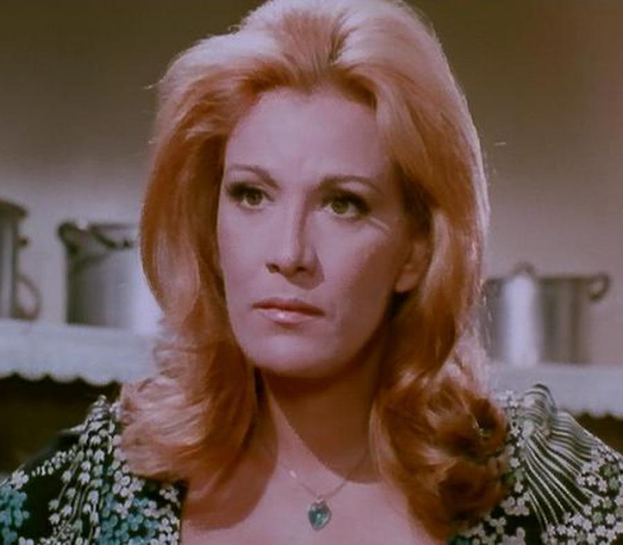 Η μοιραία γυναίκα του Ελληνικού Κινηματογράφου : Ο γάμος με τον Δήμαρχο, οι αρραβώνες με τον Μπάρκουλη και το τρομερό ατύχημα που την καθήλωσε