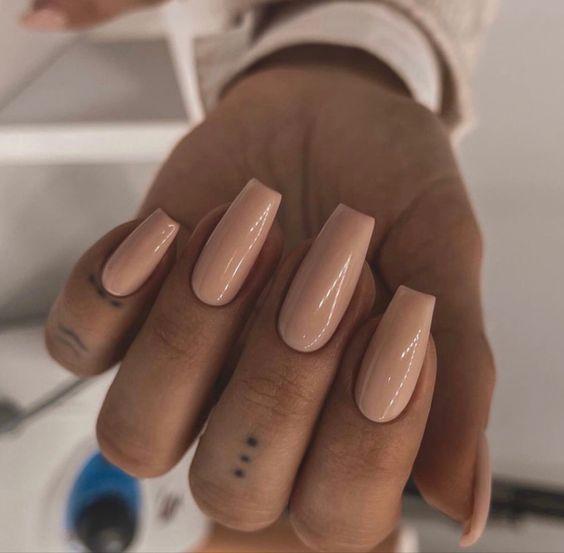 Θέλεις περιποιημένα νύχια τον Χειμώνα; Κάντο όπως η Κλέλια Ανδριολάτου του Maestro