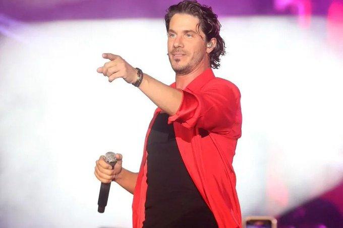 Νίκος Οικονομόπουλος: Άγριο ξύλο στην συναυλία του στην Καβάλα