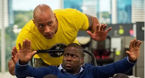 Σε αναπηρικό καροτσάκι γνωστός ηθοποιός: Δεν μπορώ να περπατήσω