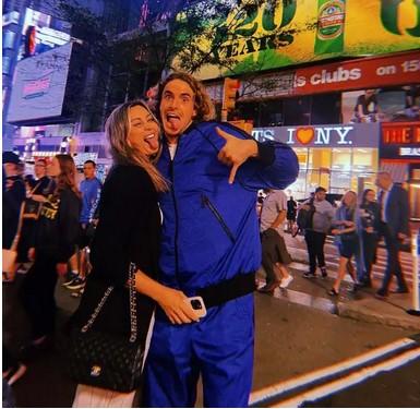 Στέφανος Τσιτσιπάς: Βόλτες στη Νέα Υόρκη με την κοπέλα του ο γνωστός τενίστας