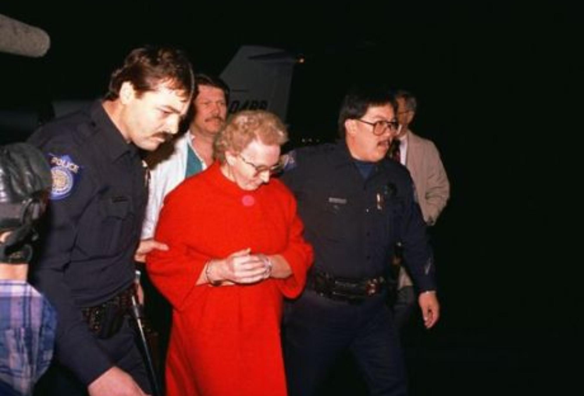 Dorothea Puente: Η γιαγιά από την κόλαση που σκότωνε και έθαβε στον κήπο τους ενοίκους