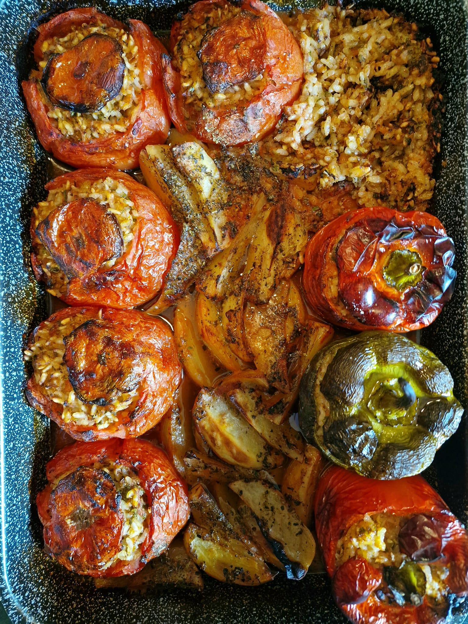 γεμιστά-με-ρύζι-και-φέτα-συνταγή- γεμιστά-με-ρύζι-και-φέτα-συνταγή-