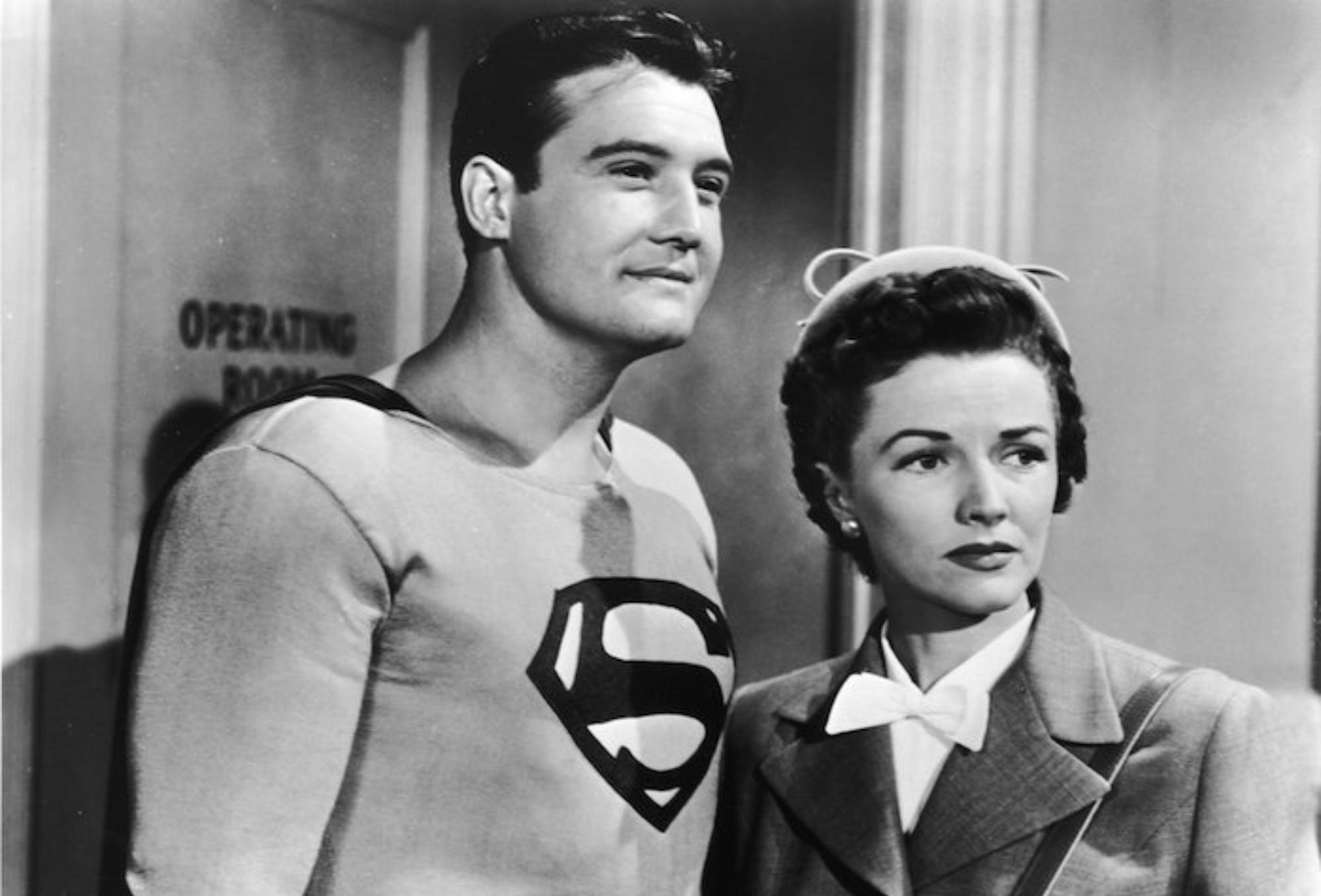 Τζορτζ Ριβς: Αυτοκτονία ή δολοφονία – Ο μυστηριώδης θάνατος του Σούπερμαν με 1 πυροβολισμό και 3 σφαίρες παραμένει το μεγαλύτερο μυστήριο του Χόλιγουντ