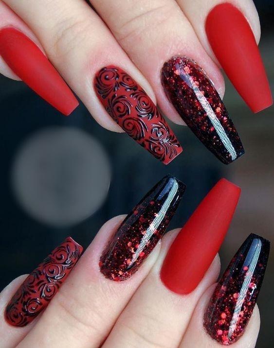 ιδέες-για-κόκκινα νύχια-το-Φθινόπωρο 2023-