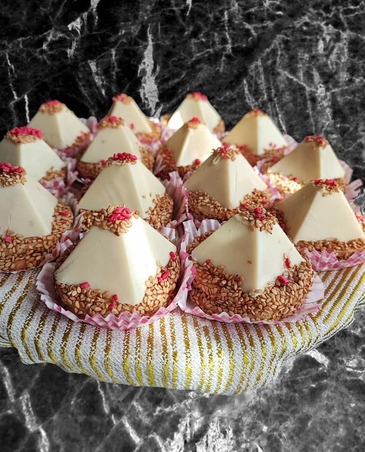 μπισκότα-βουτύρου-με-λευκή σοκολάτα-συνταγή- μπισκότα-βουτύρου-με-λευκή σοκολάτα-συνταγή-