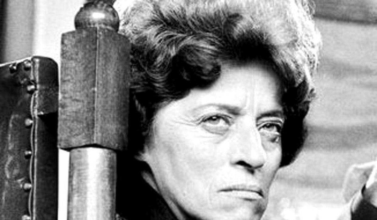 Σκληρή χωρίς αντίπαλο : Η σικάτη επαναστάτρια που λατρεύτηκε ως κακιά του Ελληνικού Κινηματογράφου