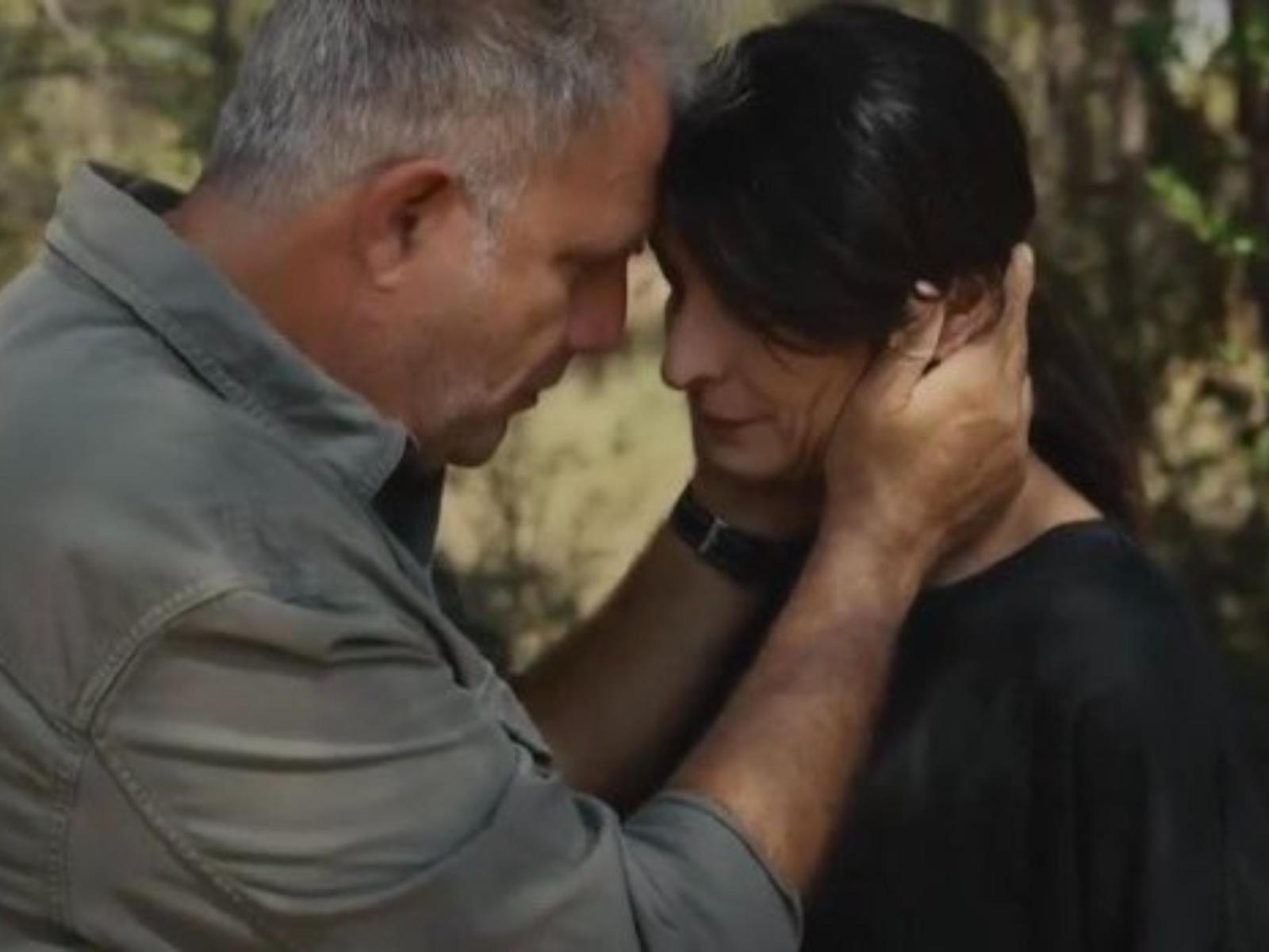 Η Γη της Ελιάς-Ιουλία-Στάθης-