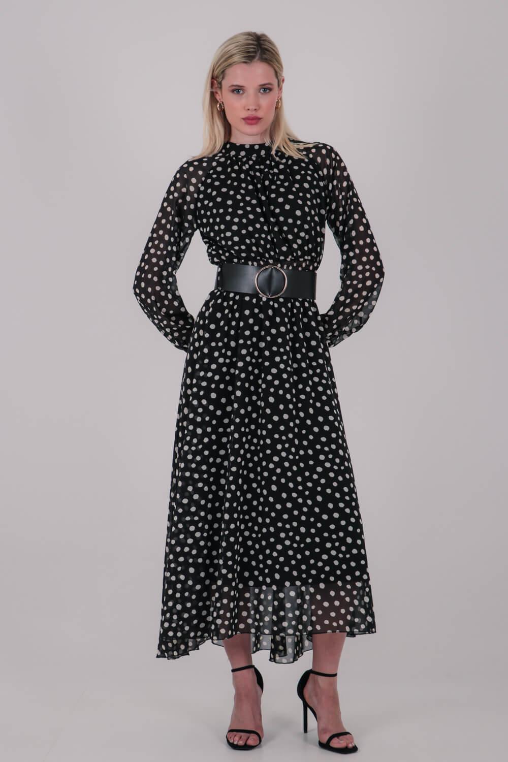 Η Μαρίνα Ασλάνογλου από τις ψυχοκόρες φόρεσε το απόλυτο φόρεμα για την μετάβαση Καλοκαίρι – φθινοπώρου