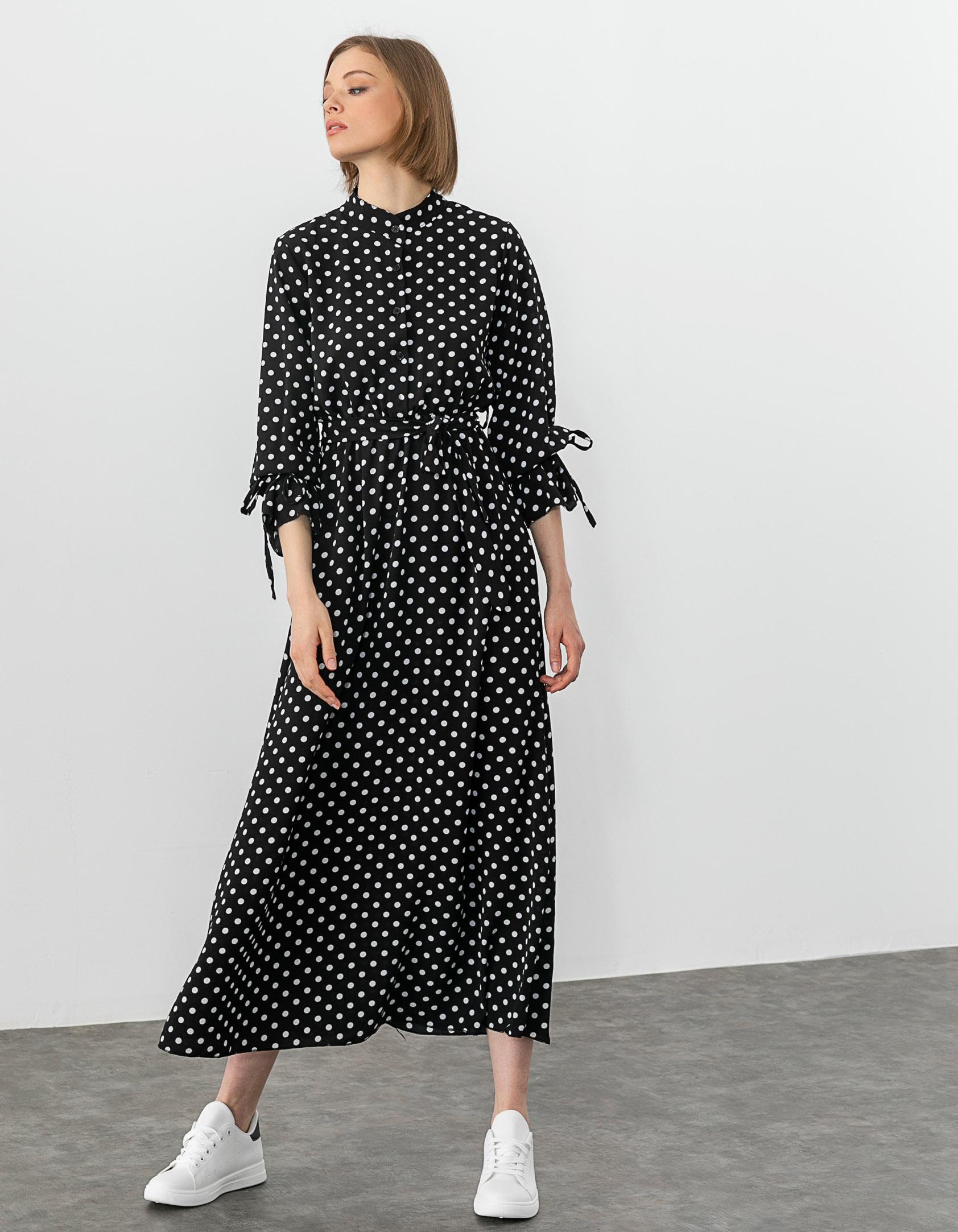 Η Μαρίνα Ασλάνογλου από τις ψυχοκόρες φόρεσε το απόλυτο φόρεμα για την μετάβαση Καλοκαίρι – φθινοπώρου