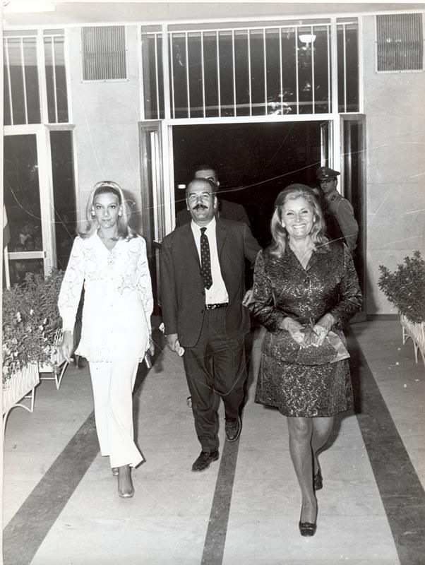 Ήταν η Ντίβα του Ελληνικού θέατρου: Ο Έρωτας με τον Λογοθετίδη και η μεγάλη απώλεια που ξεπέρασε τις δυνάμεις της