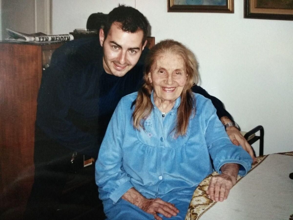 Ήταν η Ντίβα του Ελληνικού θέατρου: Ο Έρωτας με τον Λογοθετίδη και η μεγάλη απώλεια που ξεπέρασε τις δυνάμεις της