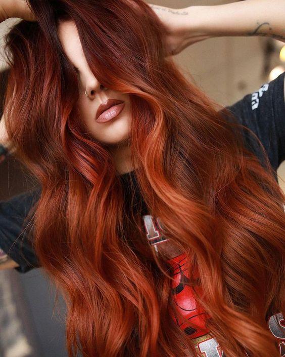 καστανοκόκκινα-μακριά-μαλλιά-ιδέες-