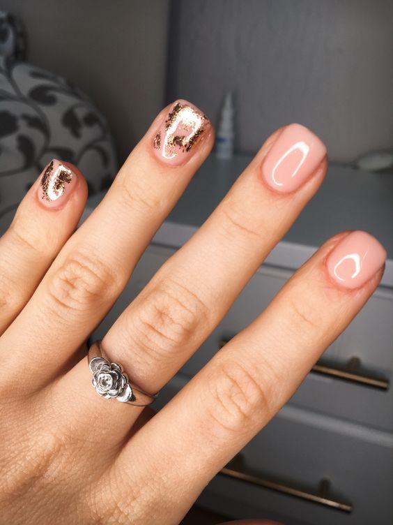 ματ-nude-νύχια-με-χρυσά σχέδια-ιδέες- ματ-nude-νύχια-με-χρυσά σχέδια-ιδέες-