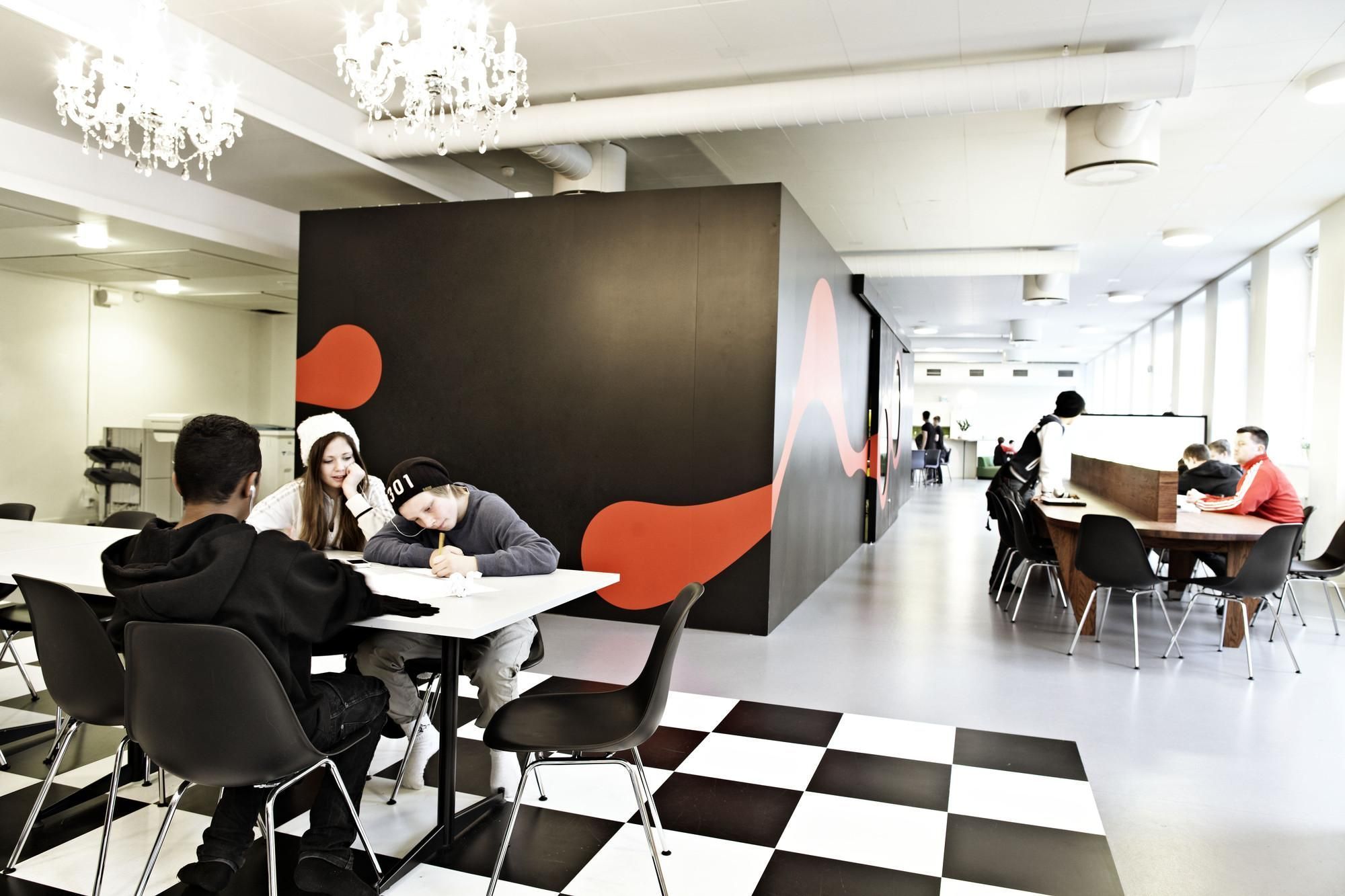 σχολείο-στη-Σουηδία-χωρίς-θρανία- σχολείο-στη-Σουηδία-χωρίς-θρανία-