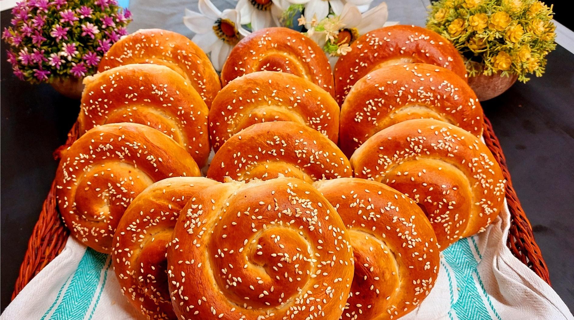 Ζαμπονοτυρόπιτες-με ζύμη γιαουρτιού-συνταγή- Ζαμπονοτυρόπιτες-με ζύμη γιαουρτιού-συνταγή-