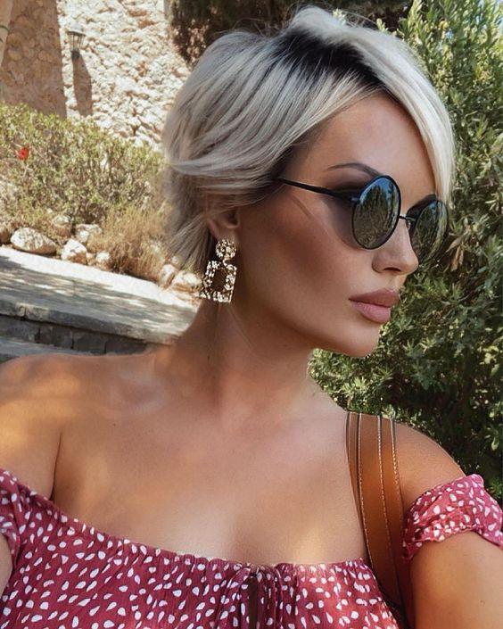 Η Γιούλικα Σκαφιδά από την Παραλία αλλάζει look και μας προτείνει το κούρεμα που πηγαίνει σε όλες μας