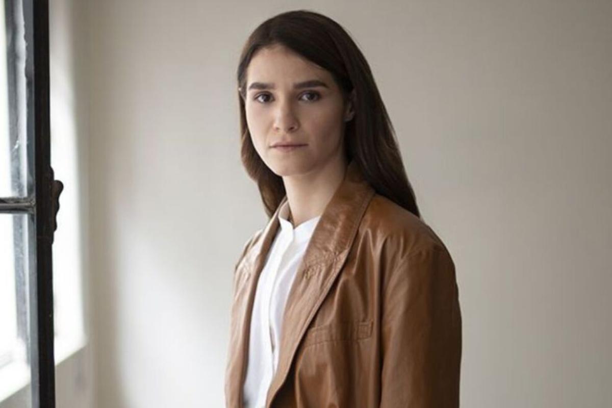 Σασμός: Η Εύα πάει στην Άνω Ποριά φορώντας την μάσκα