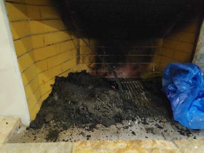 στάχτη-στο-τζάκι- στάχτη-στο-τζάκι-