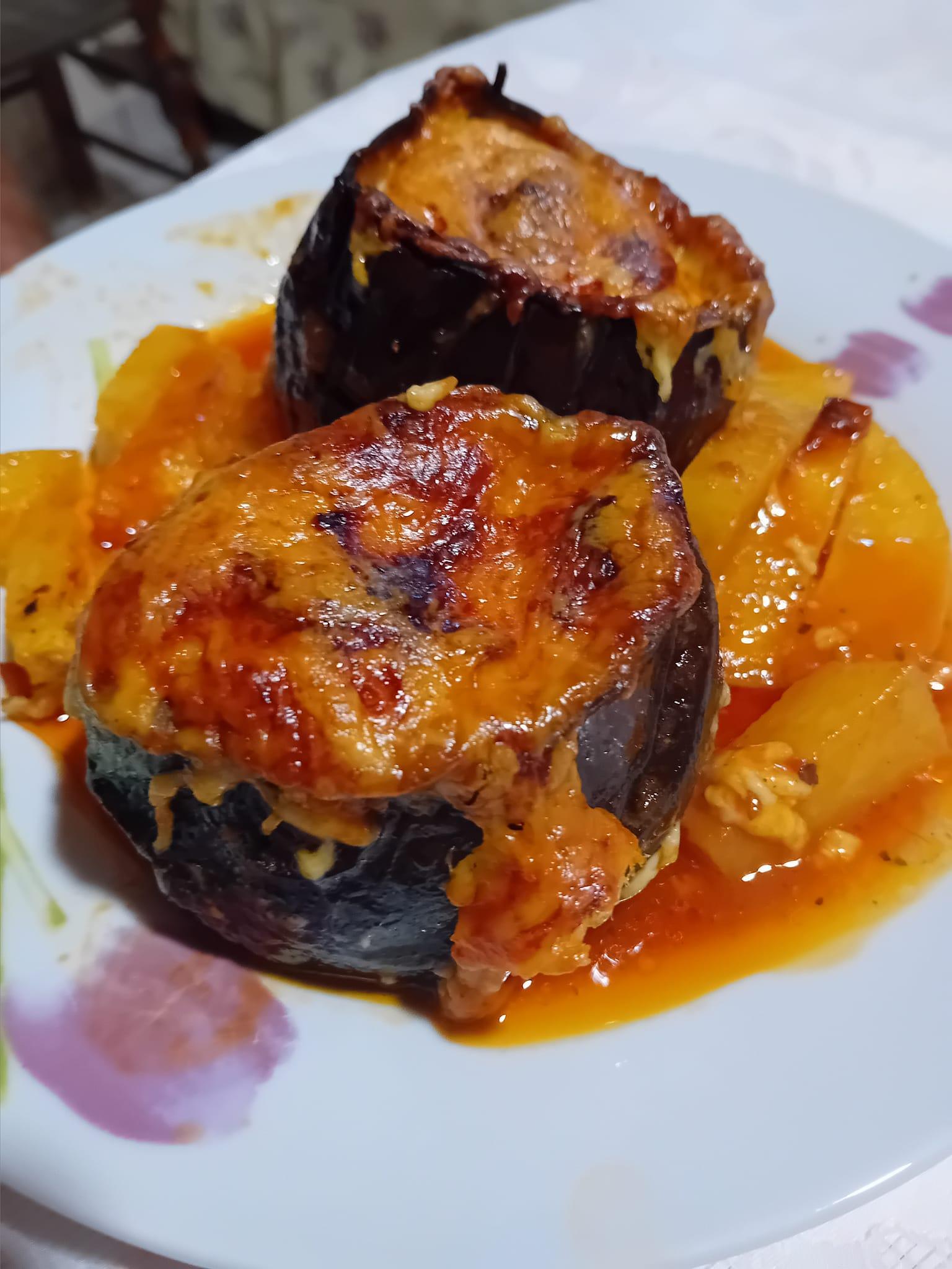 γεμιστές μελιτζάνες-με-μοσχάρι-και-τυρί-συνταγή- γεμιστές μελιτζάνες-με-μοσχάρι-και-τυρί-συνταγή-