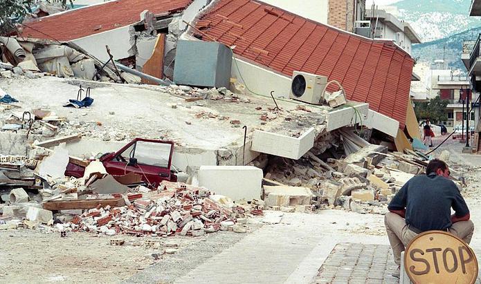 Σεισμός Πάρνηθας : 24 χρόνια από τα 15 δευτερόλεπτα που βύθισαν στη θλίψη όλη τη Ελλάδα – Βίντεο