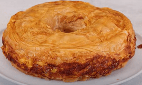 αλμυρό κέικ-με-φύλλο-κρούστας-συνταγή-