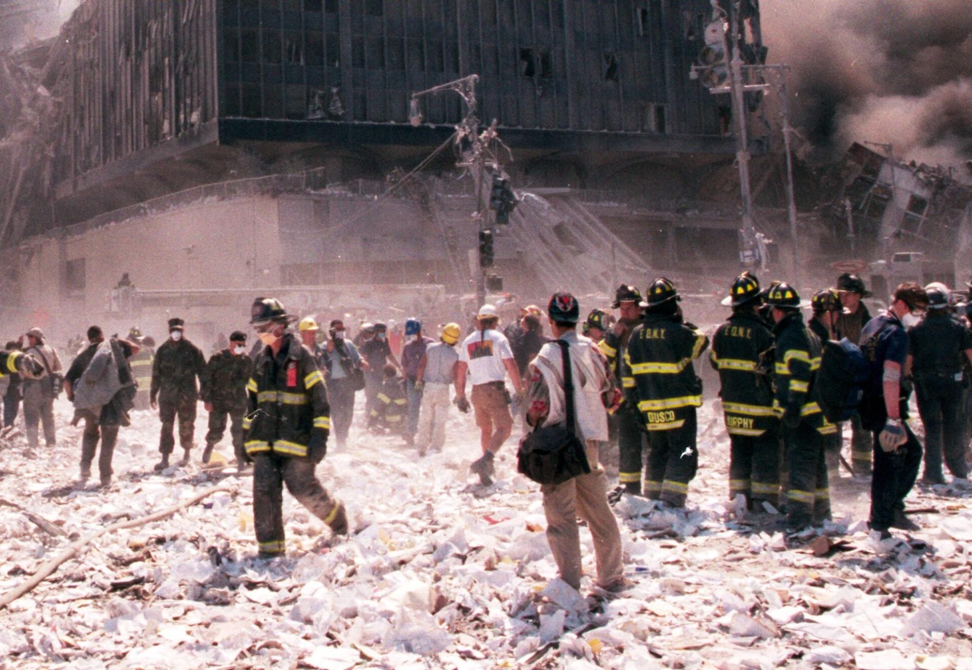 11η Σεπτεμβρίου: Το αποτρόπαιο τρομοκρατικό χτύπημα και οι θεωρίες συνωμοσίας που επικρατούν είκοσι δύο χρόνια μετά