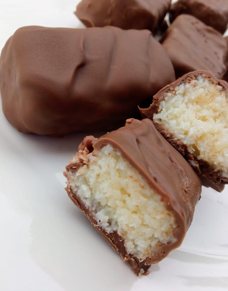 σοκολατάκια-Bounty-με 3 υλικά-συνταγή-