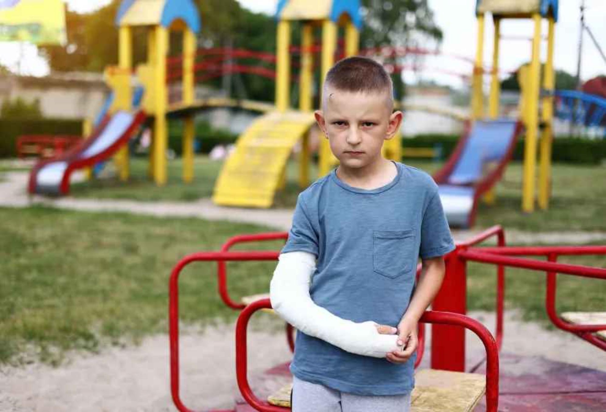 Back to school: Σχολικά ατυχήματα πότε είναι πιο πιθανό να συμβούν και πώς θα τα αποφύγουμε