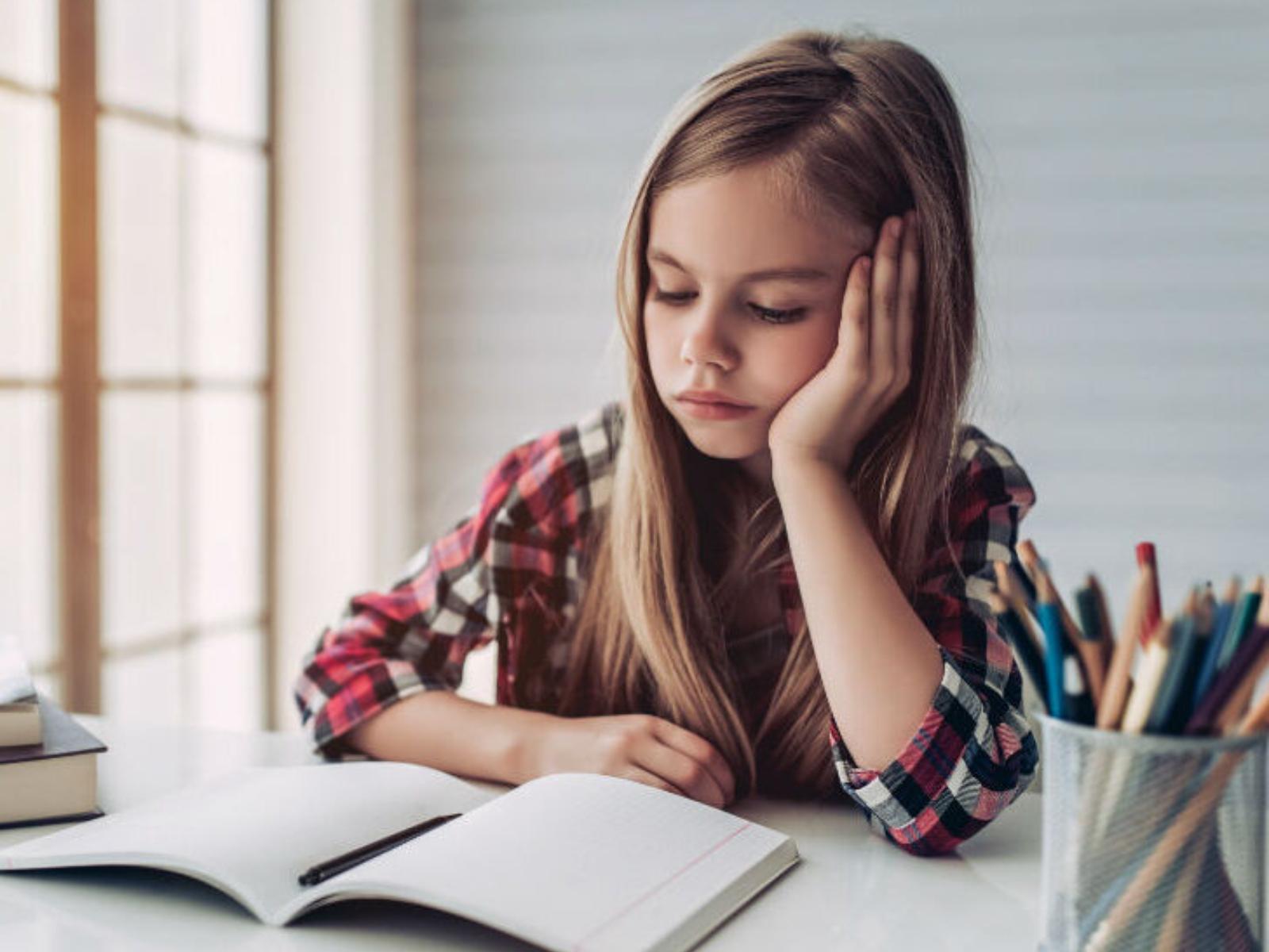 τρόποι-για-να-διαβάζει-το-παιδί-τα-μαθήματά-του-χωρίς-να-βαριέται-