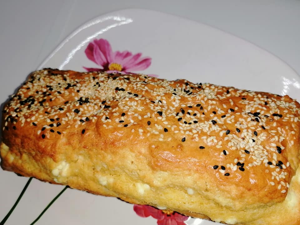 αλμυρό κέικ-με-φέτα-και-ελαιόλαδο-συνταγή- αλμυρό κέικ-με-φέτα-και-ελαιόλαδο-συνταγή-