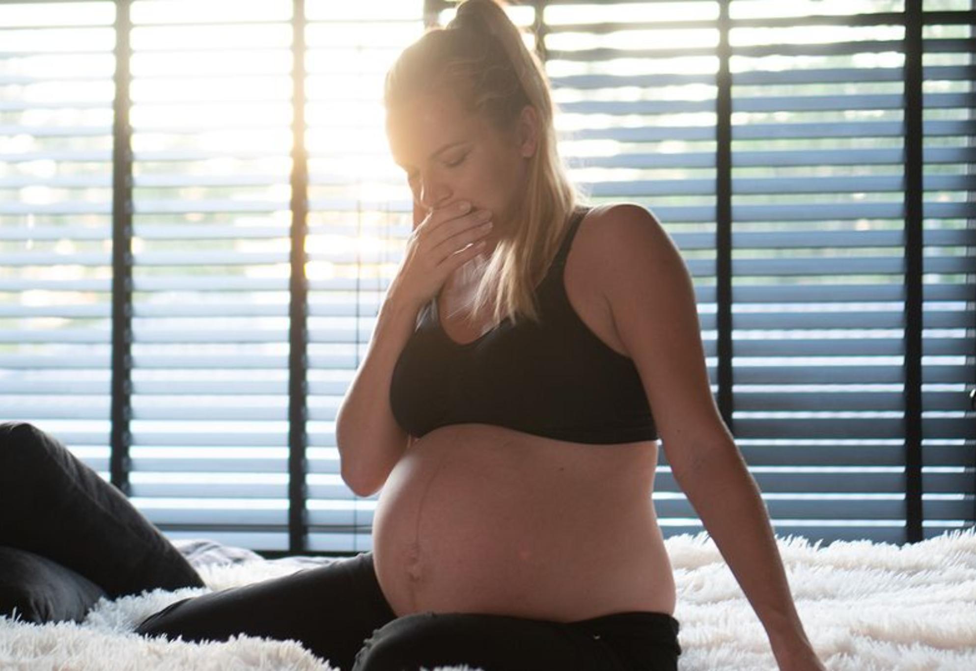 Δυσπεψία βάρος στο στομάχι καούρες και τάση για εμετό στην εγκυμοσύνη – Δείτε πως να τα αντιμετωπίσετε με φυσικό τρόπο 