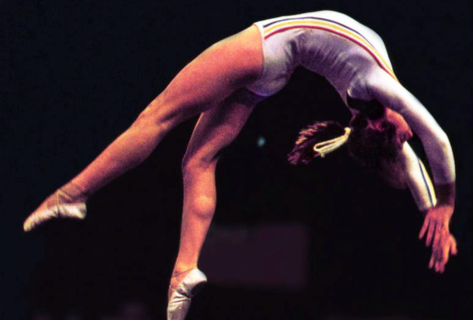 Νάντια Κομανέτσι: Το μοναδικό «τέλειο 10αρι» στην ιστορία της ενόργανης γυμναστικής – Η κακοποίηση και η απόπειρα αυτοκτονίας