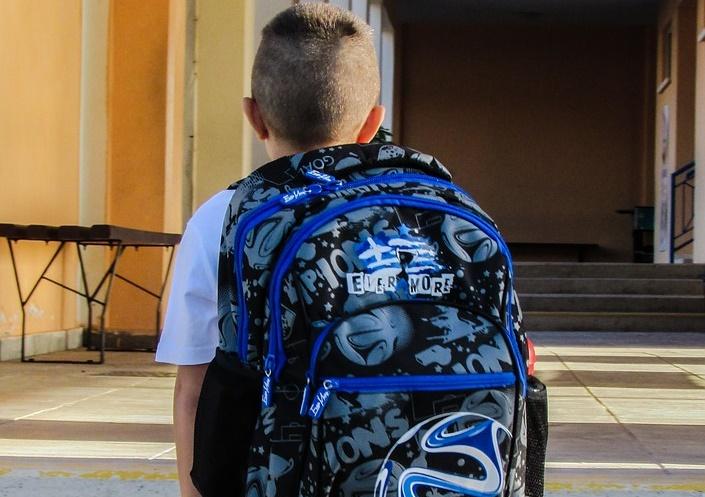 η-σχολική τσάντα-σε-παιδιά Δημοτικού-δεν-πρέπει-να-ζυγίζει-10 κιλά- η-σχολική τσάντα-σε-παιδιά Δημοτικού-δεν-πρέπει-να-ζυγίζει-10 κιλά-