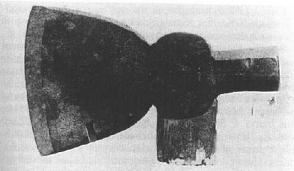 Lizzie Borden: Το κορίτσι που κατηγορήθηκε ότι έσφαξε τον πατέρα και τη μητριά της με 17 τσεκουριές και αθωώθηκε από το δικαστήριο, λόγω έλλειψης στοιχείων