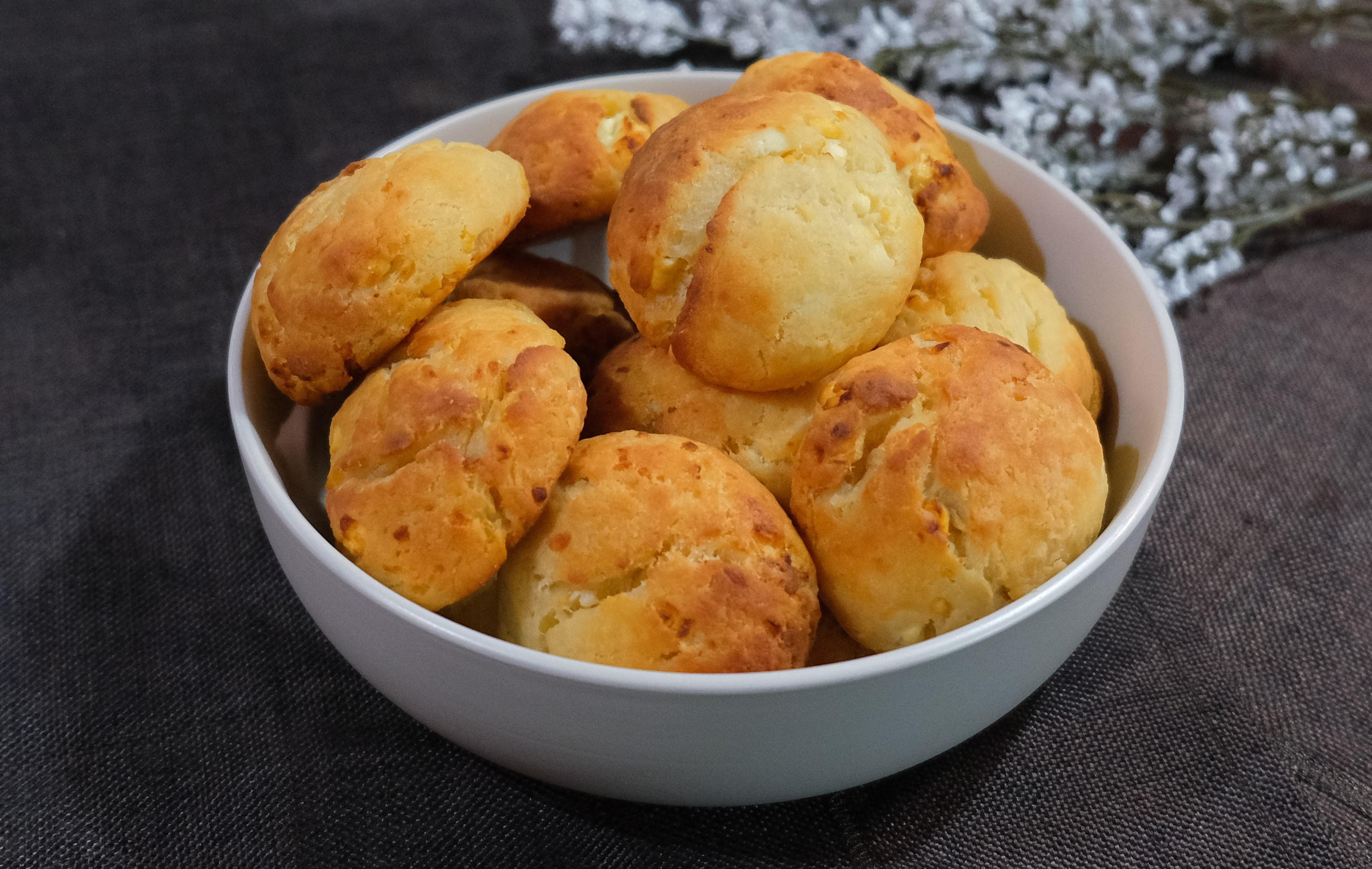 τυροπιτάκια-με-οικονομικά υλικά-συνταγή-