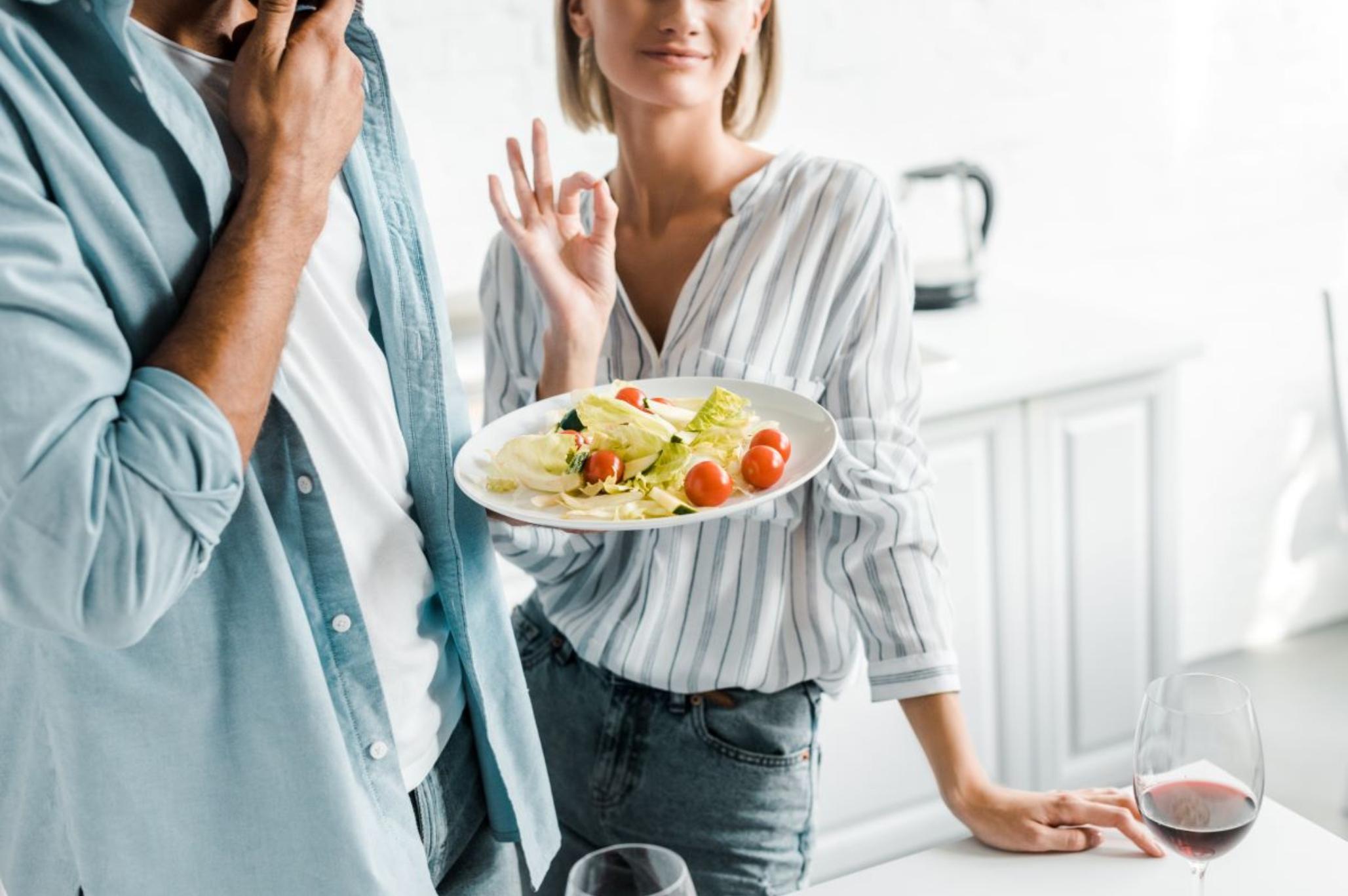 Εμμηνόπαυση: Εξάψεις και αυξημένο βάρος – Αυτή είναι η διατροφή που μειώνει τις εξάψεις και αδυνατίζει