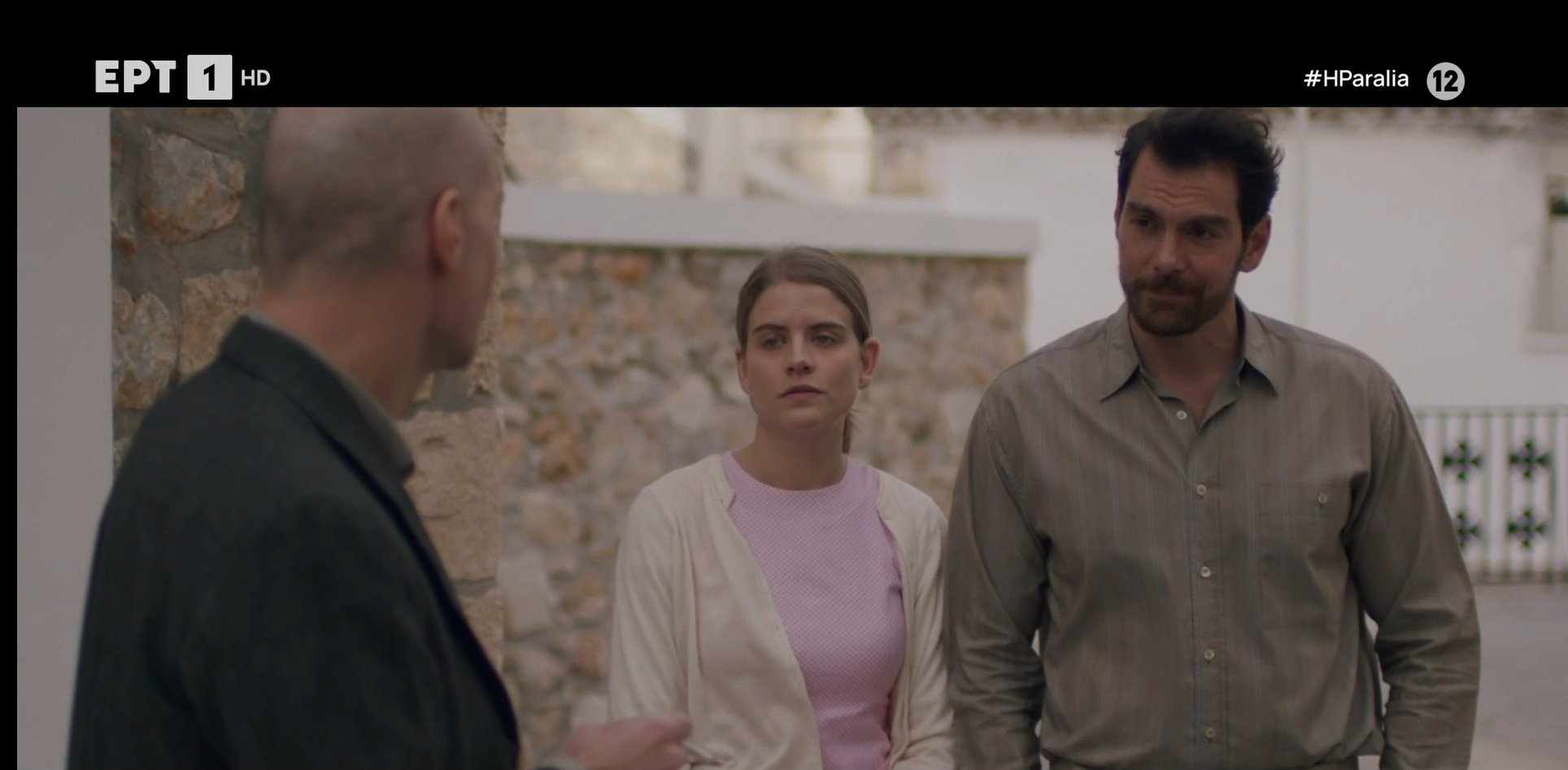 Η Παραλία: Η Υπατία μαθαίνει τα μυστικά της Ρηνιώς