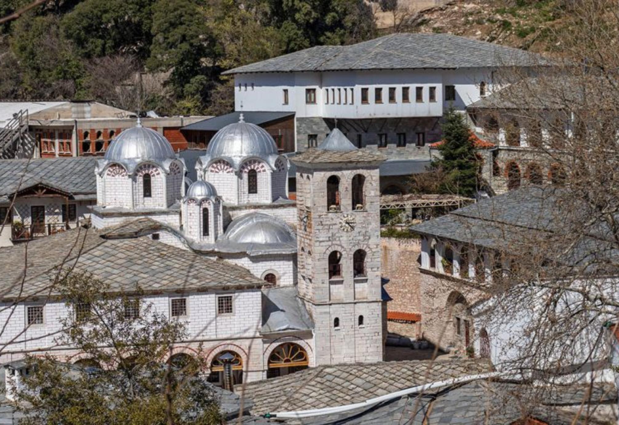 Η Παναγία η Εικοσιφοίνισσα: Η μαρτυρική ιστορία του παλαιότερου μοναστηριού της Ευρώπης – Η κτηνωδία των Τούρκων που έσφαξαν 172 μοναχούς