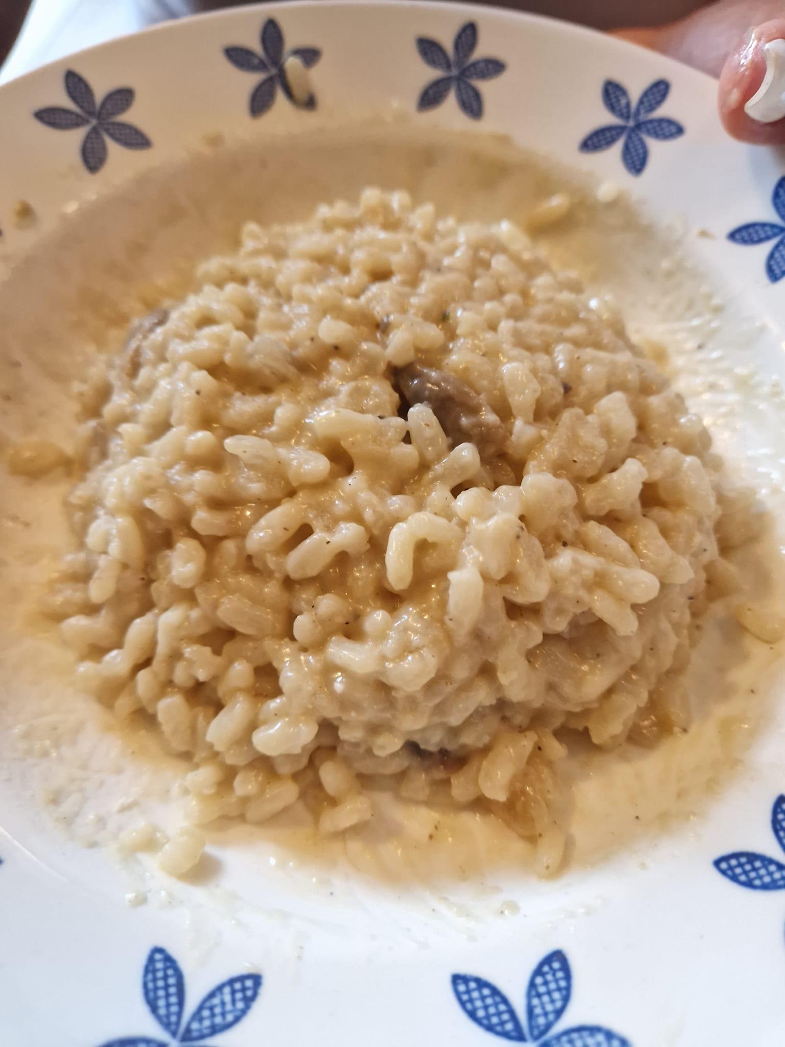 ριζότο-τρούφας-με-παρμεζάνα-συνταγή-