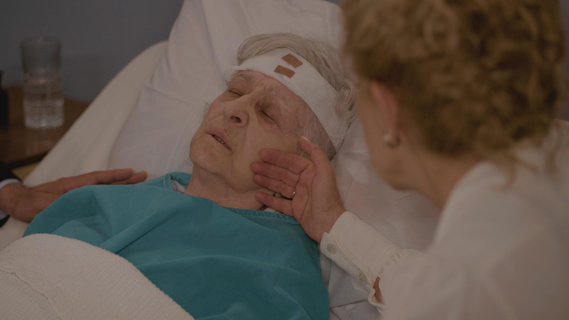 Έρωτας Φυγάς: Αυτοκτονεί με χάπια