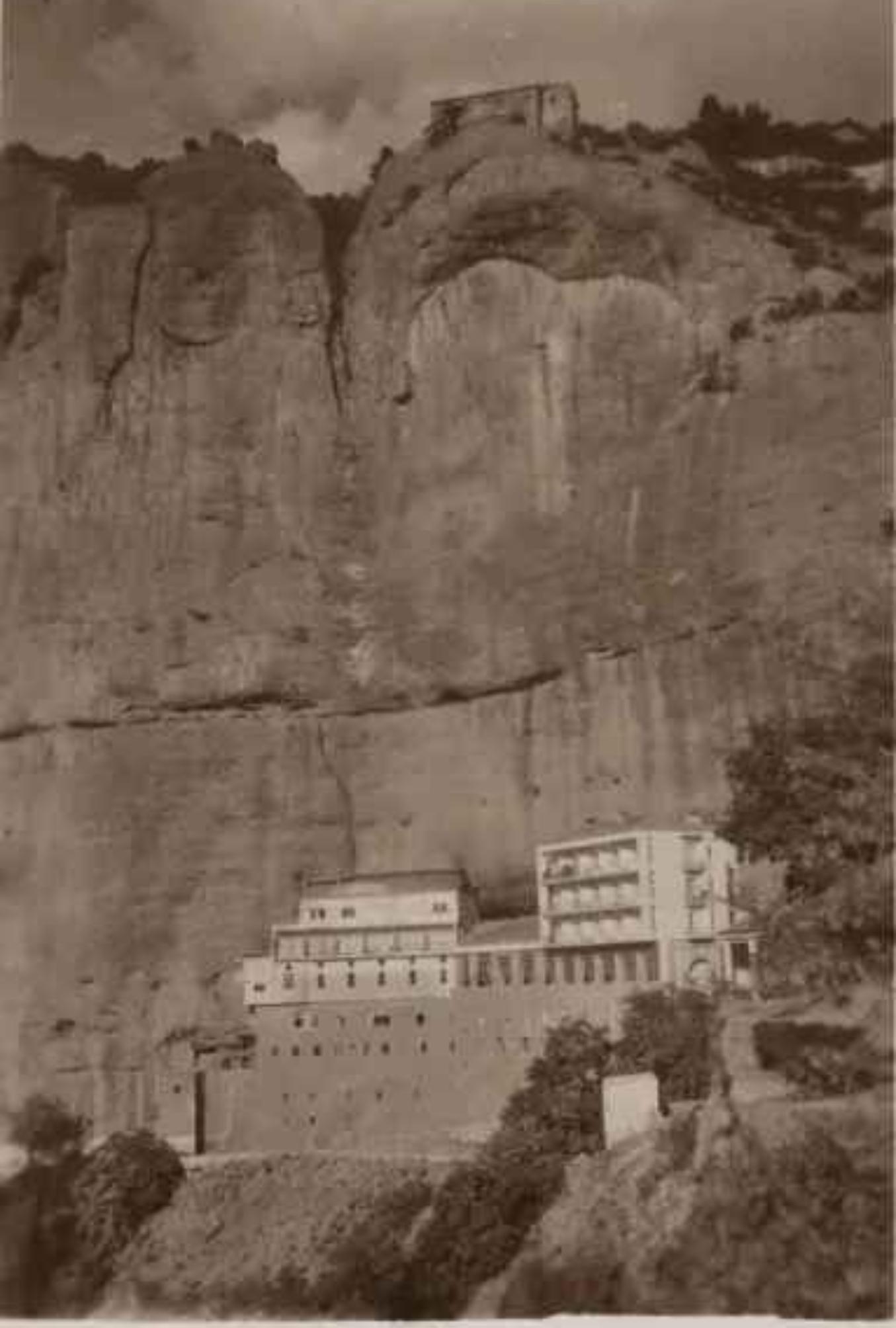 Μέγα Σπήλαιο: Το παλαιότερο μοναστήρι στην Ελλάδα με την μαρτυρική ιστορία που προκαλεί δέος και ο σπουδαίος ρόλος του στην επέλαση του Ιμπραήμ